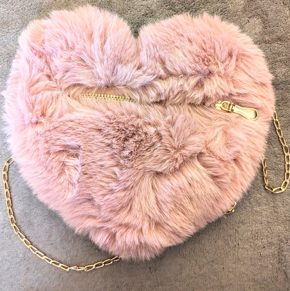 Fuzzy Heart Purse